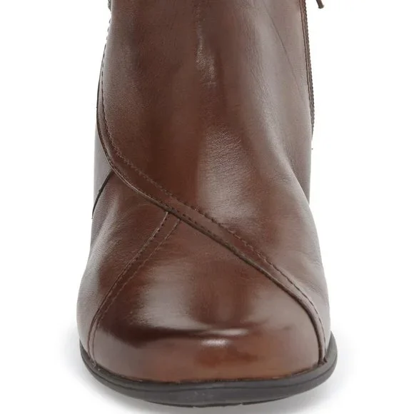 ARAVON New ANSTICE Comfort Wedge Leather Boot Womens 10~12 WIDE Bootie NIB BROWN - Picture 3 of 6